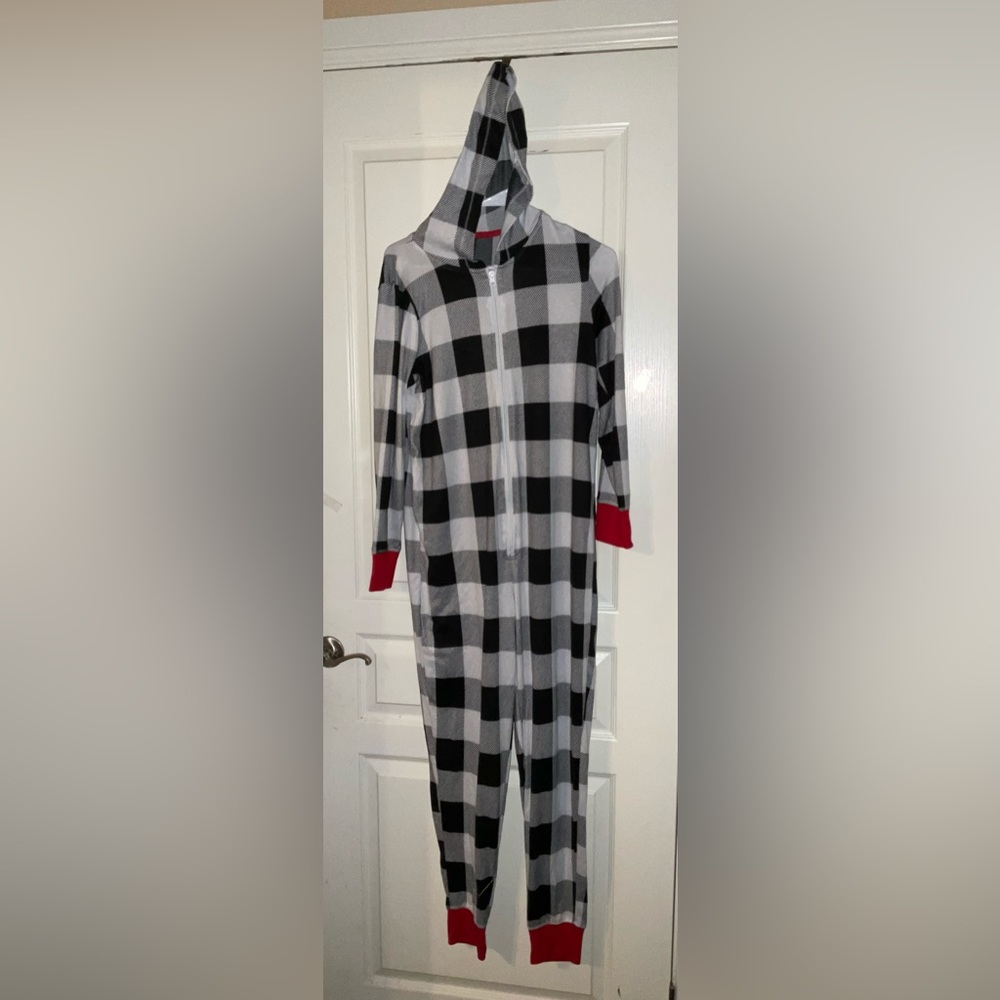 JACLYN Intimates Buffalo checkered hooded lightweight Onesie pajamas